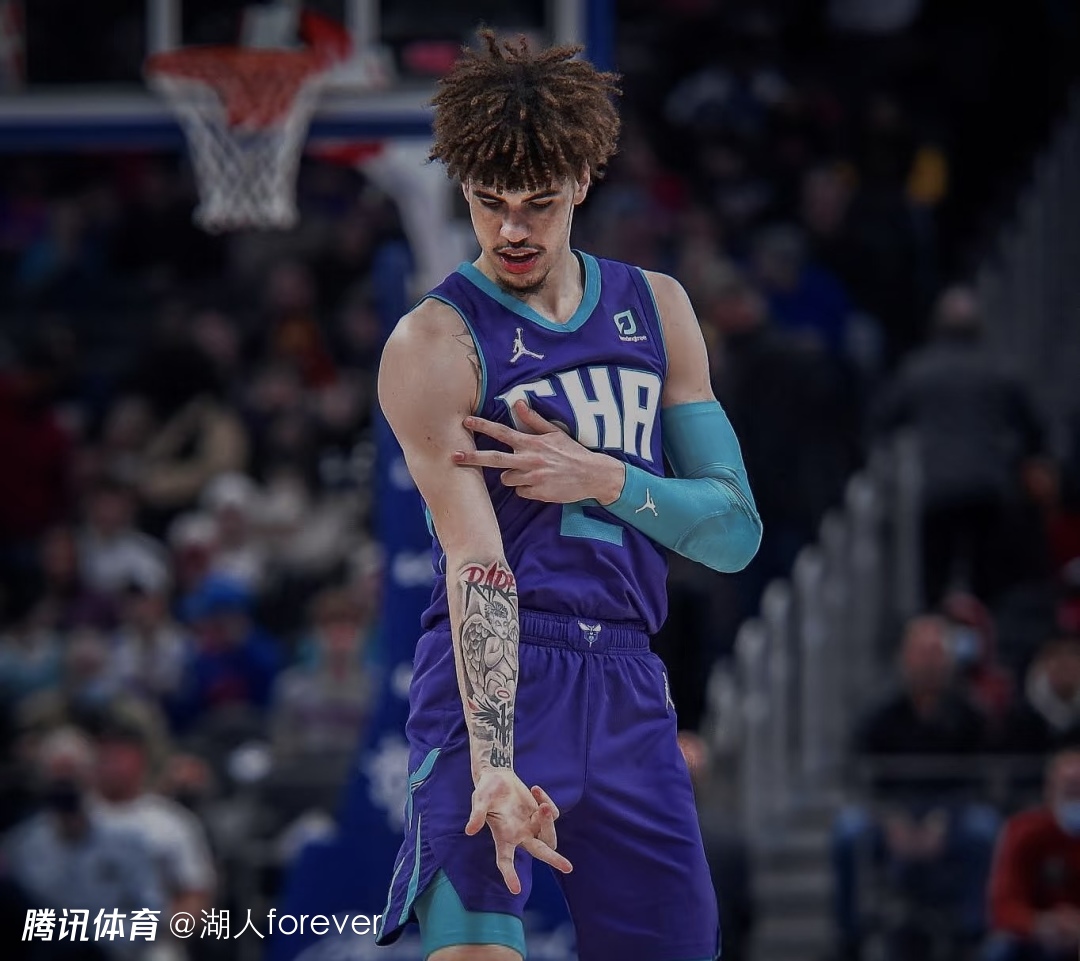 赛前夏洛特黄蜂篮板制胜：亚冠节点到来，质疑声仍在，数据趋势出现新变化的简单介绍