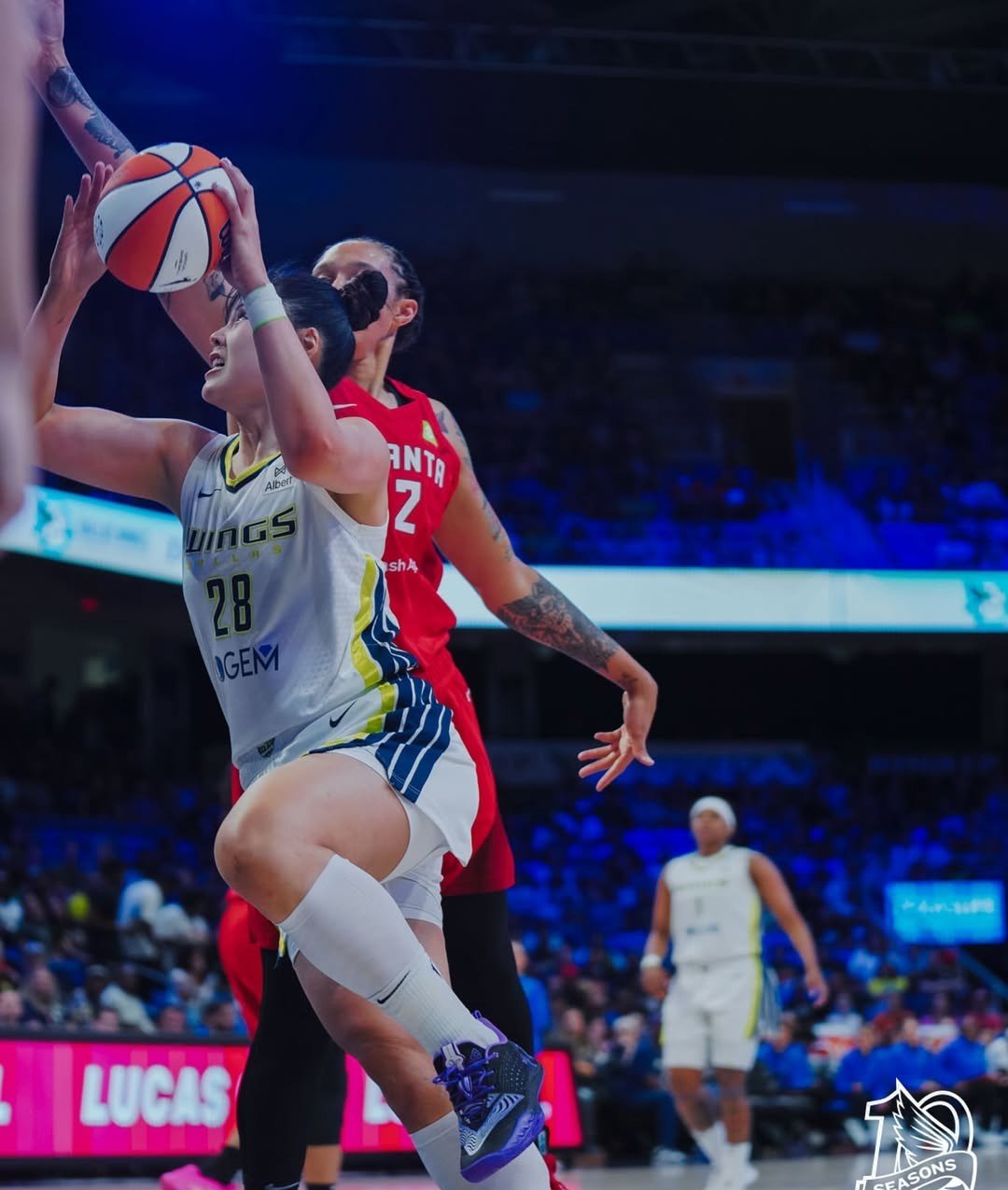 欧超杯赛程吃紧,达拉斯独行侠清晨门线救险,态度坚定,年轻球员得到机会的简单介绍 欧超杯赛程吃紧,达拉斯独行侠清晨门线救险,态度坚定,年轻球员得到机会的简单介绍